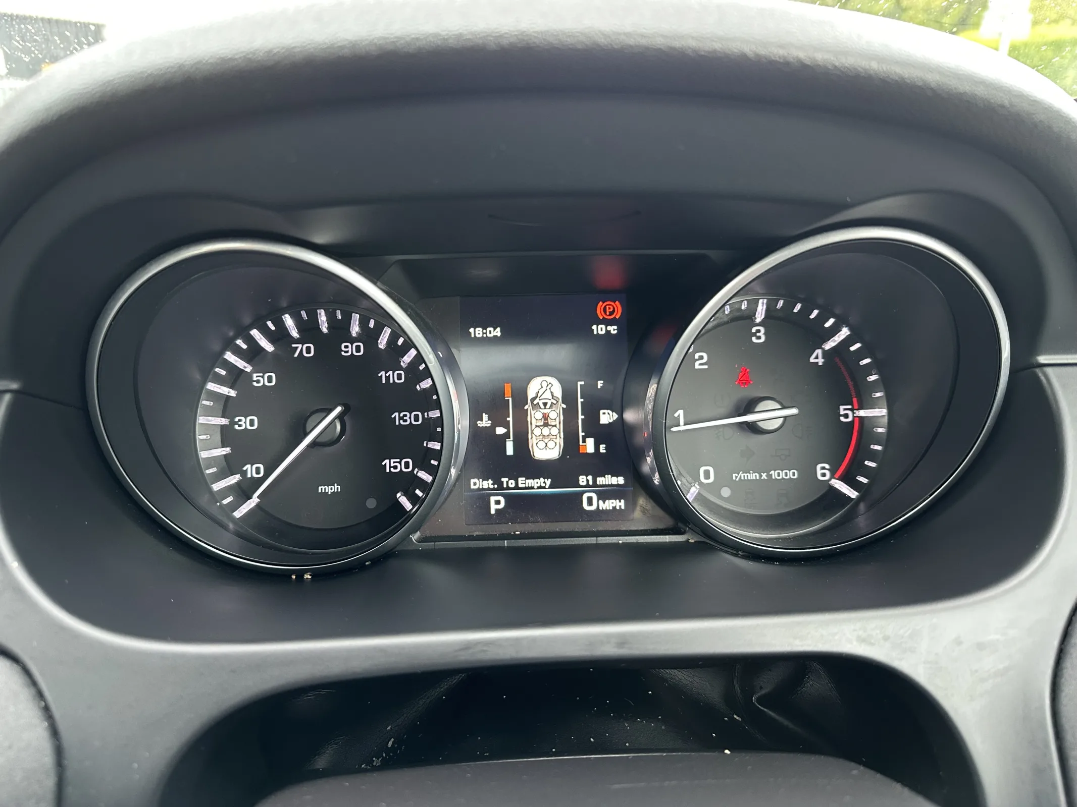 2016 Land Rover Discovery Sport 2.0 TD4 HSE Black — image 11