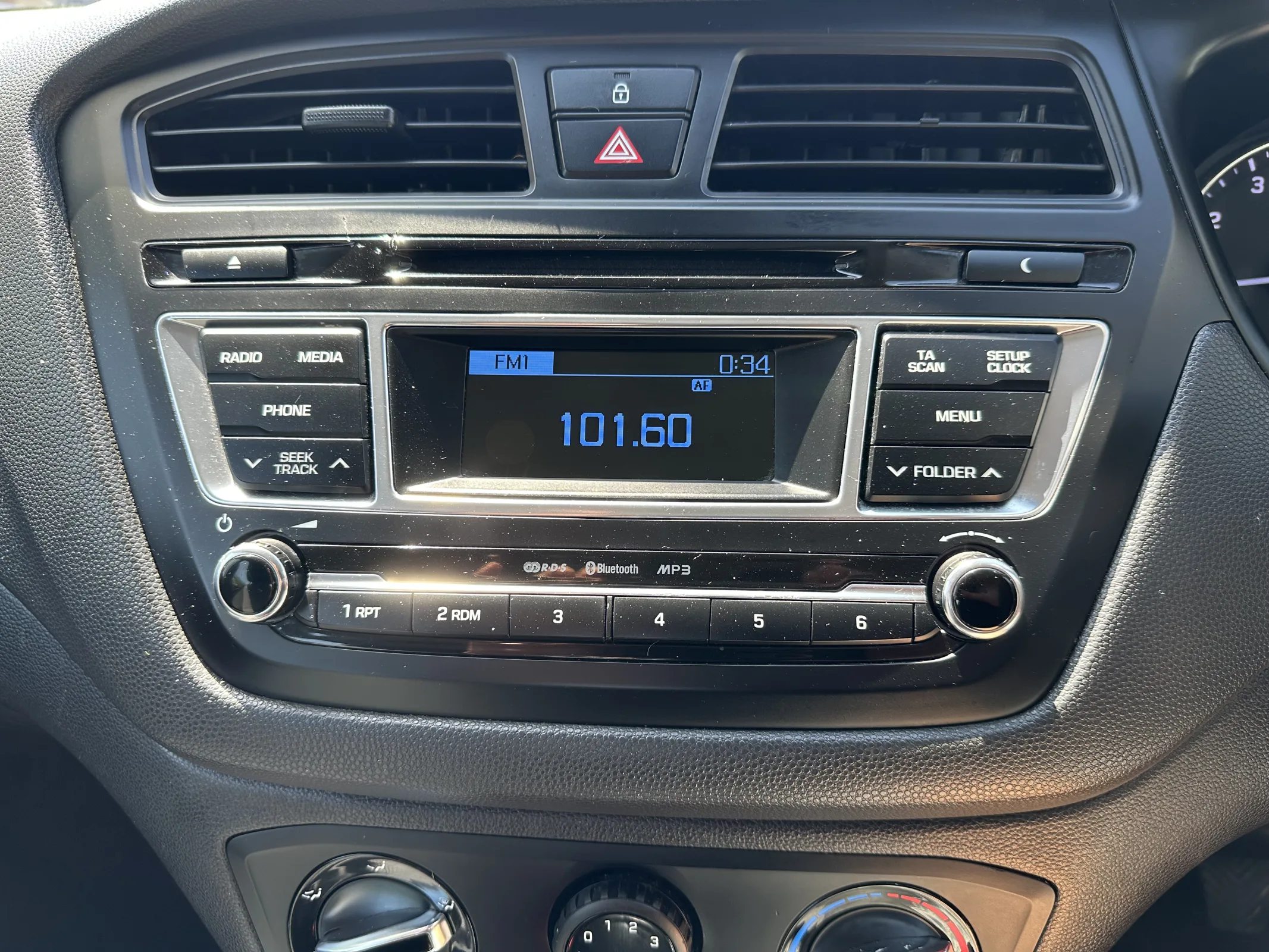 2017 Hyundai i20 1.2 Se — image 17