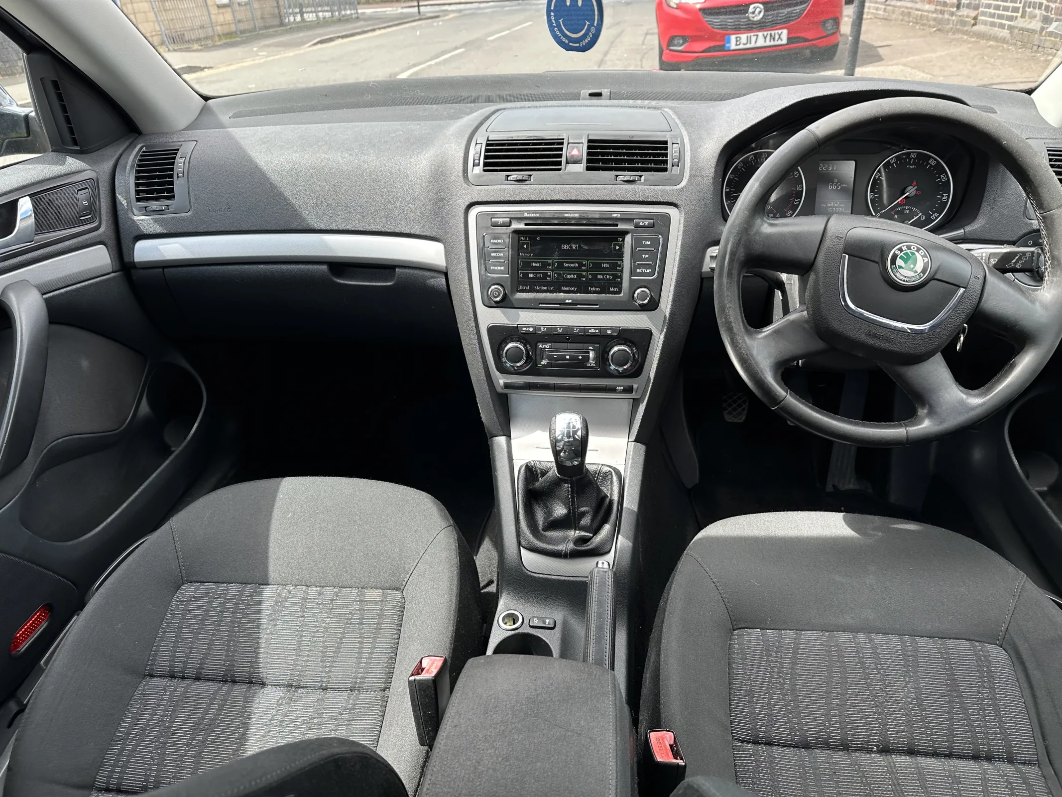 2010 Skoda Octavia 1.6 tdi — image 10