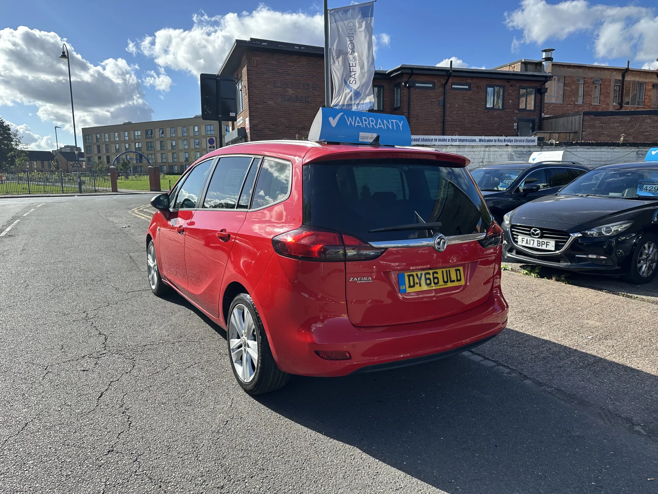 Vauxhall Zafira Tourer 1.6 CDTi ecoFLEX SRi — image 8