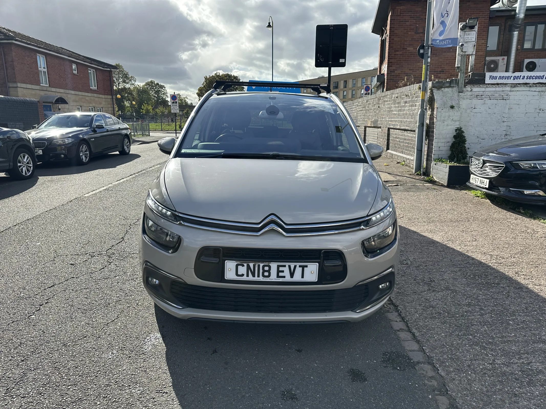 Citroen Grand C4 Picasso 1.6 BlueHDi Flair — image 3