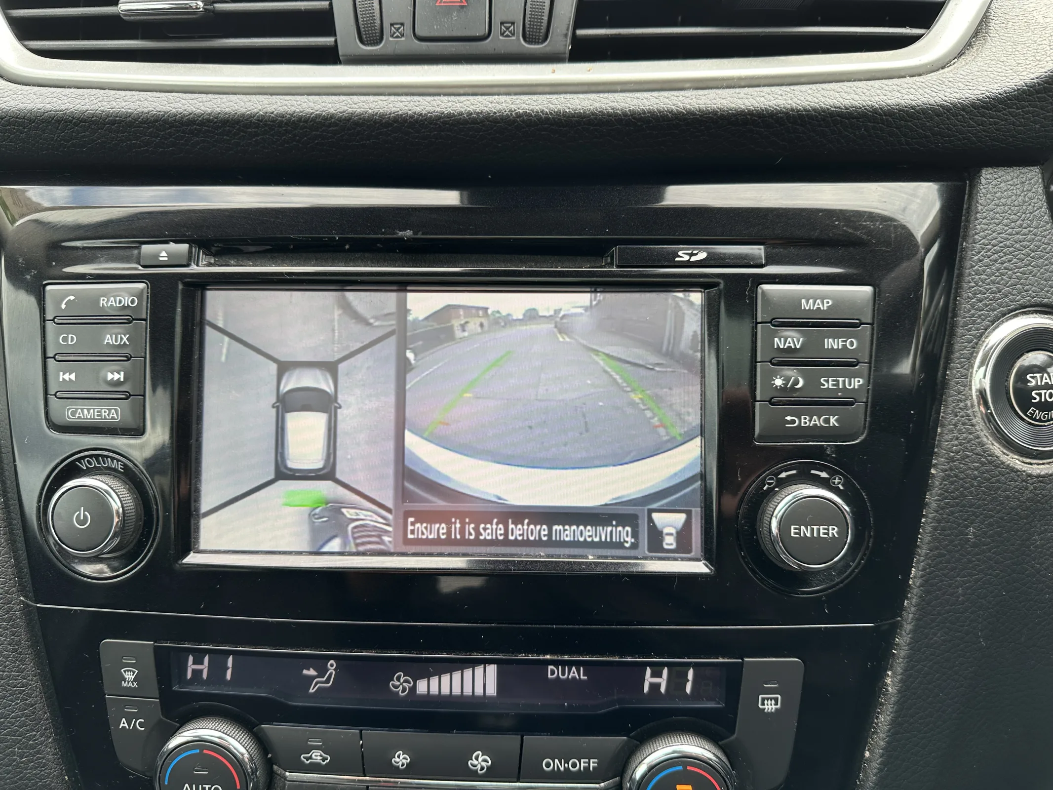 2016 Nissan Qashqai 1.5 DCI N-Connecta — image 16