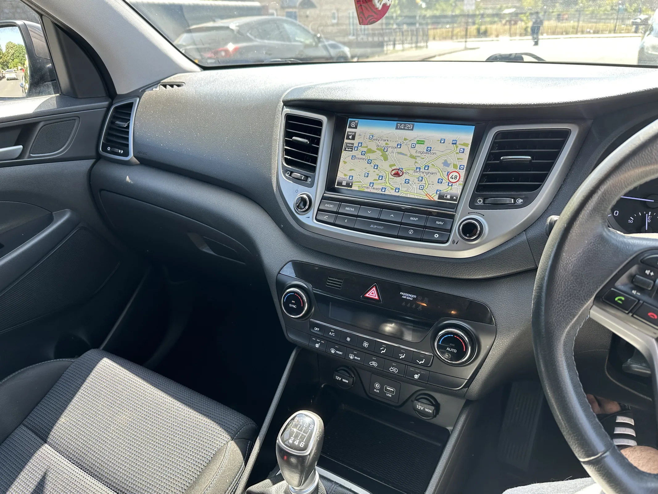 2017 Hyundai Tuscon 1.7 Crdi Blue drive SE nav — image 25