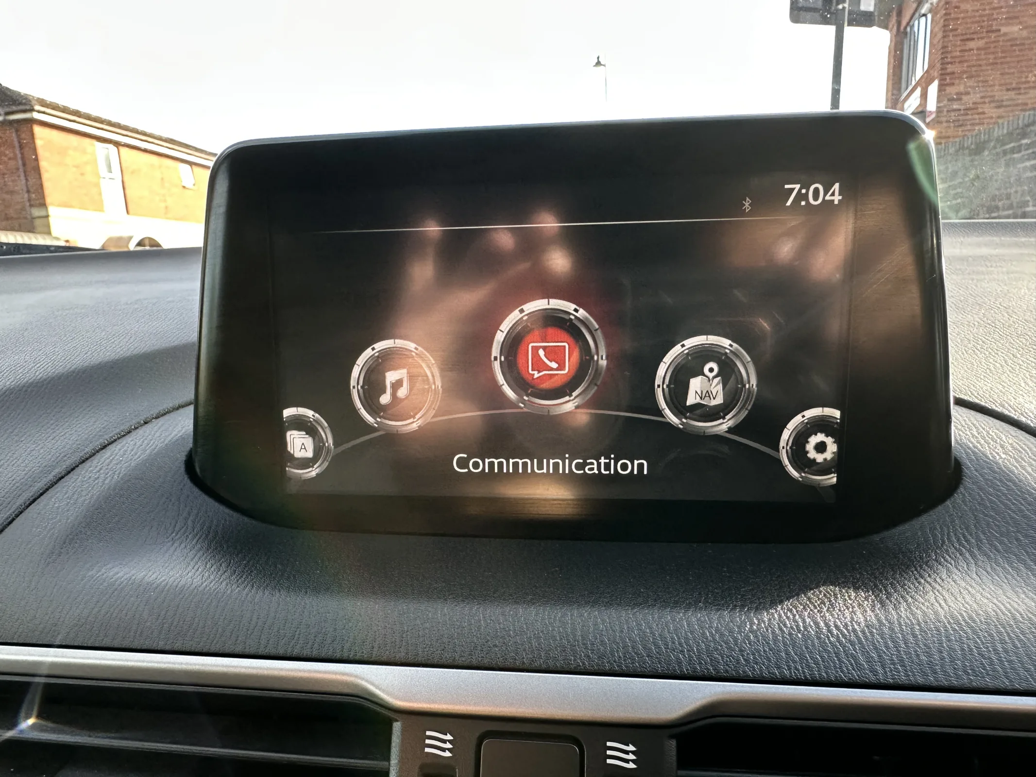 2017 Mazda3 2.2 Skyactiv-d se nav — image 16