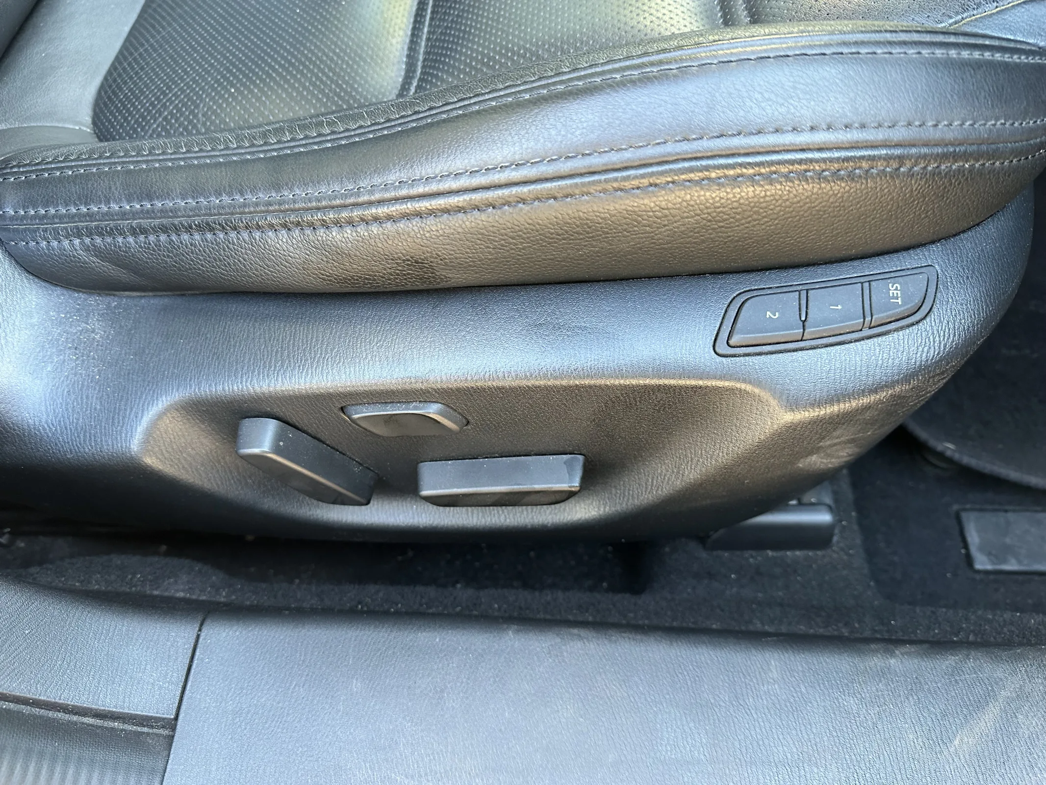 Mazda 6 2.2 SKYACTIV-D Sport Nav Tourer — image 25