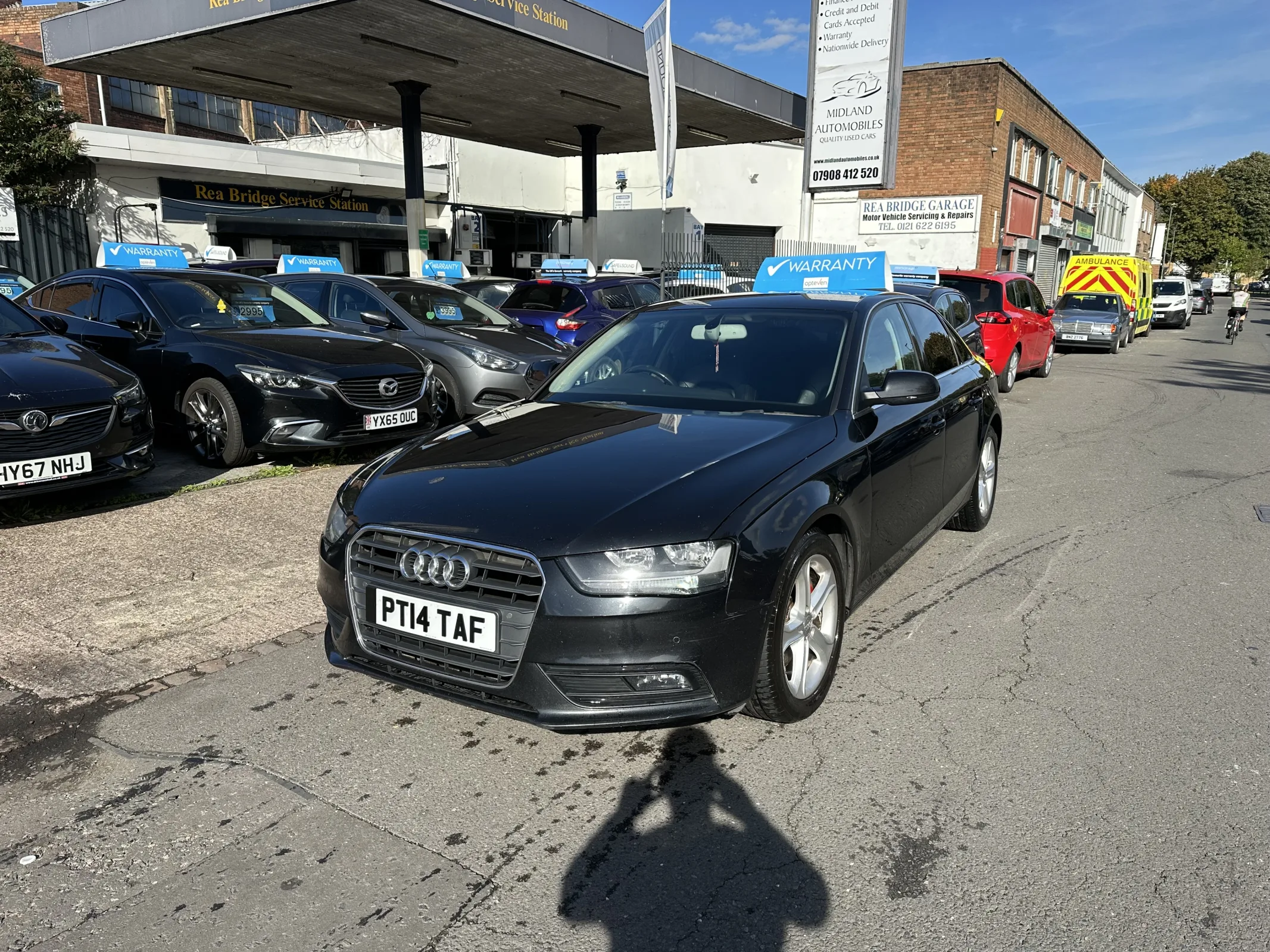 Audi A4 2.0 TDI SE Technik — image 6