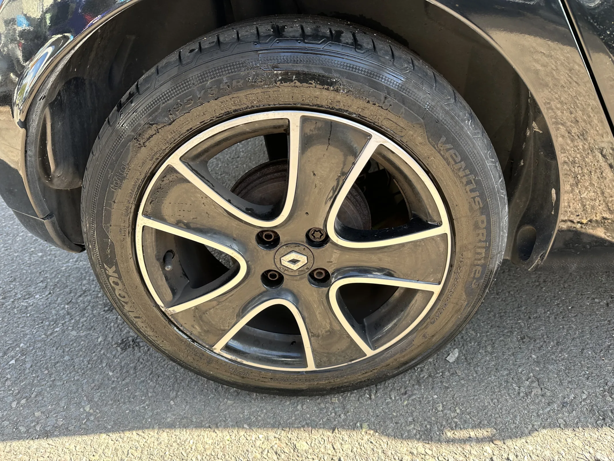 2016 Renault Clio 0.9 Tce Dynamique — image 24