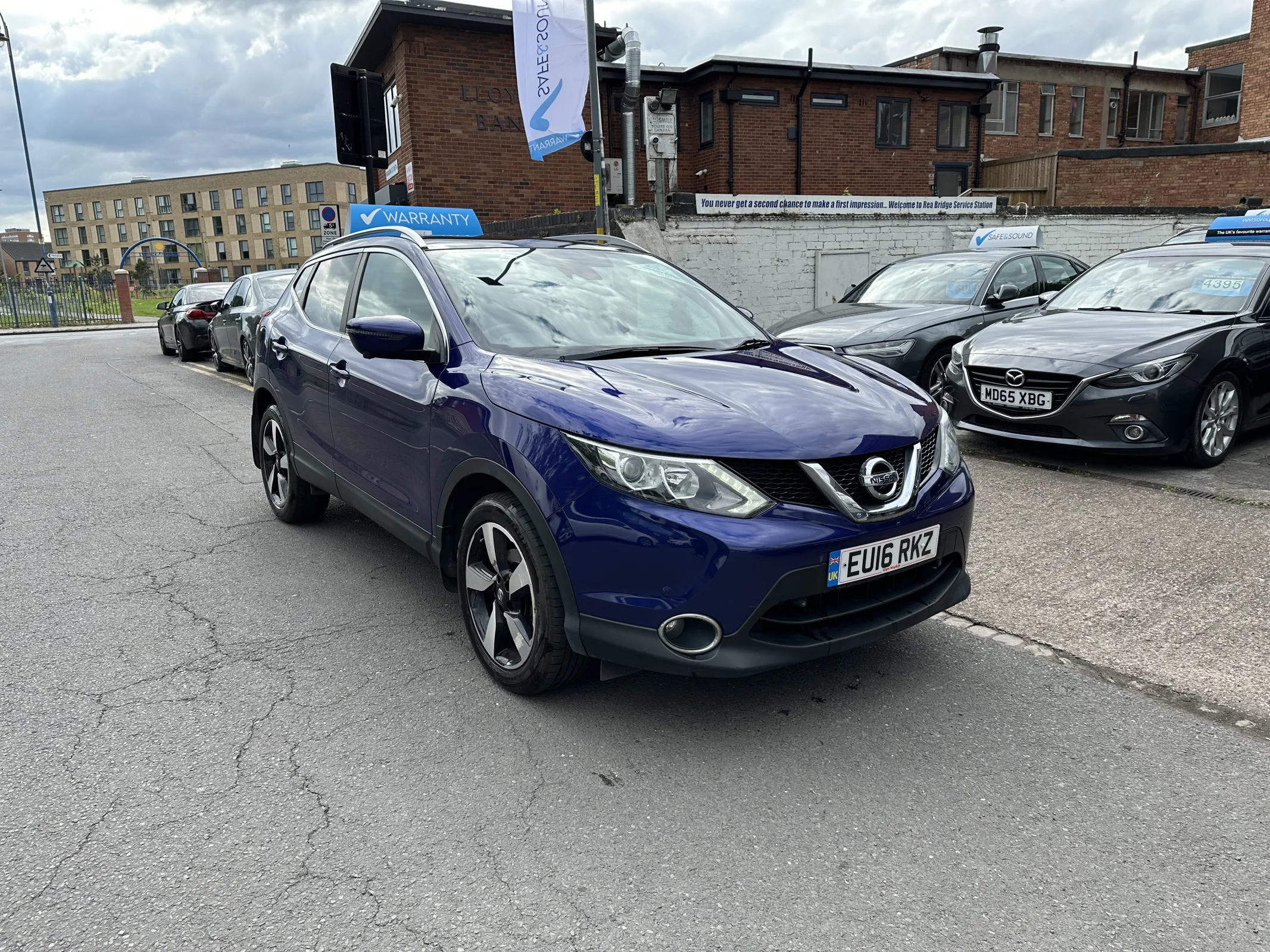 2016 Nissan Qashqai 1.5 DCI N-Connecta — image 2