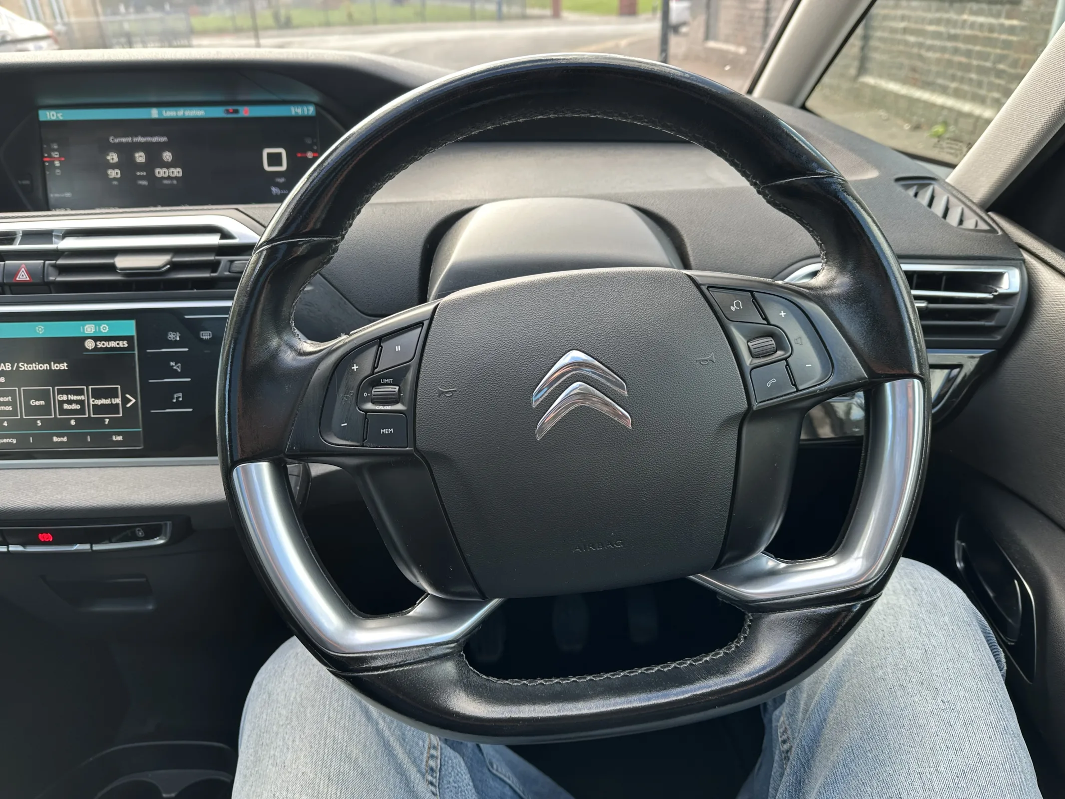 Citroen Grand C4 Picasso 1.6 BlueHDi Flair — image 20