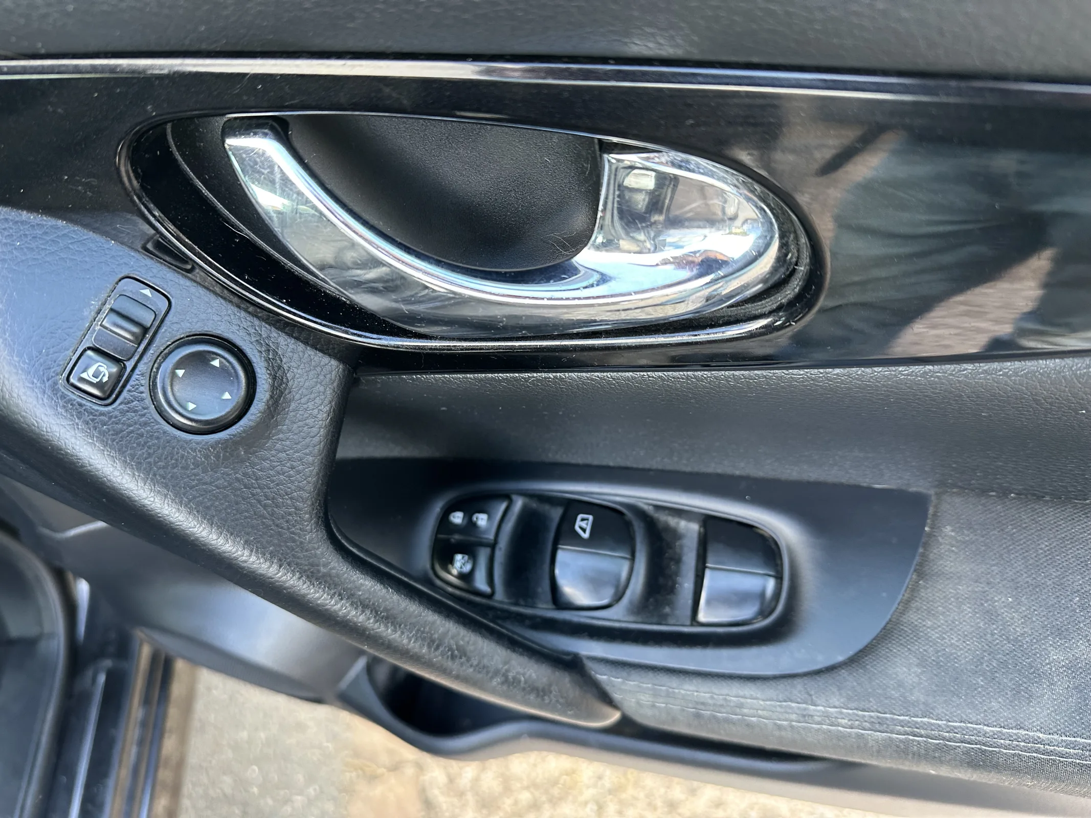 2014 Nissan Qashqai 1.5 dci Acenta — image 23