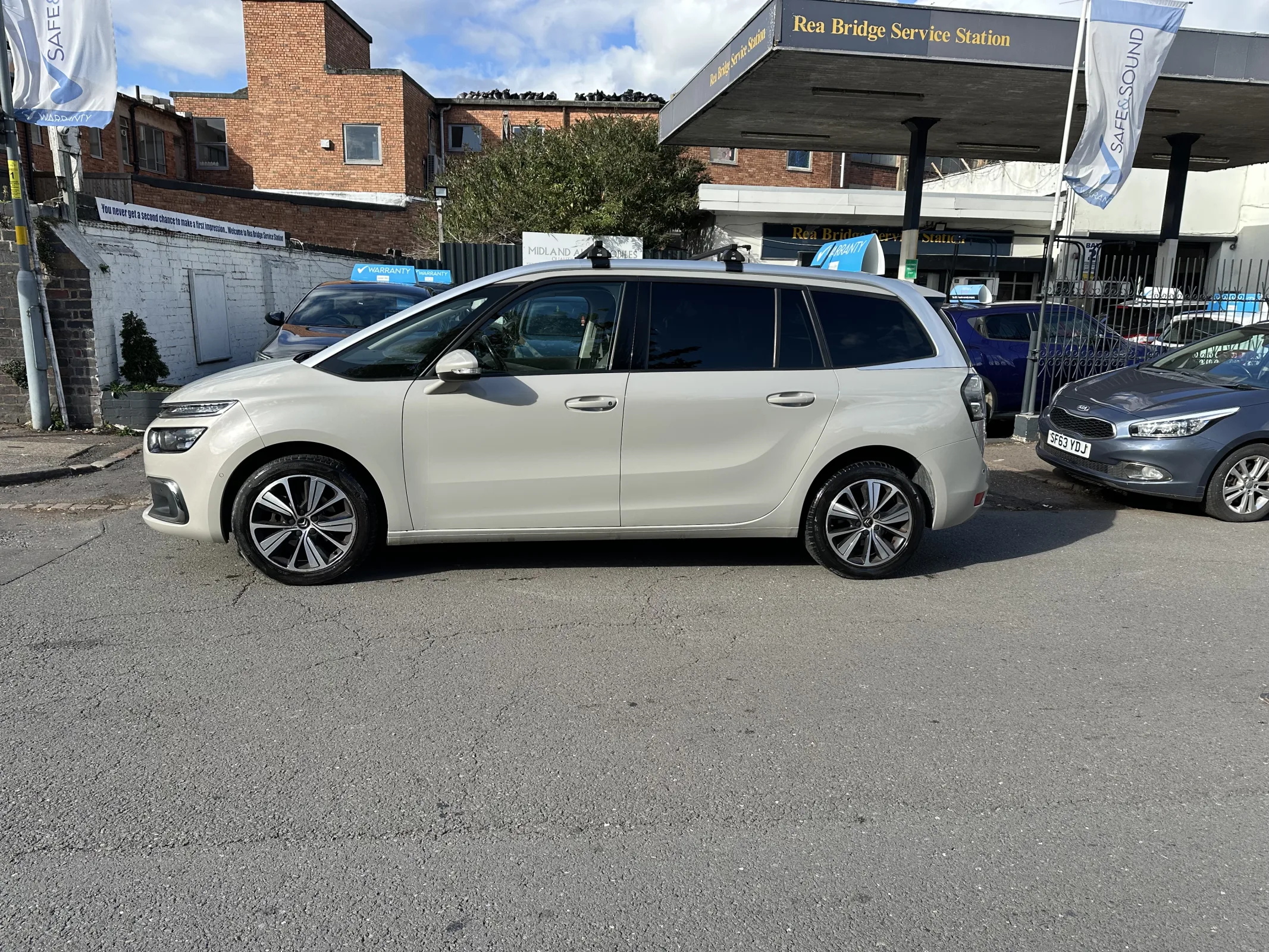 Citroen Grand C4 Picasso 1.6 BlueHDi Flair — image 7