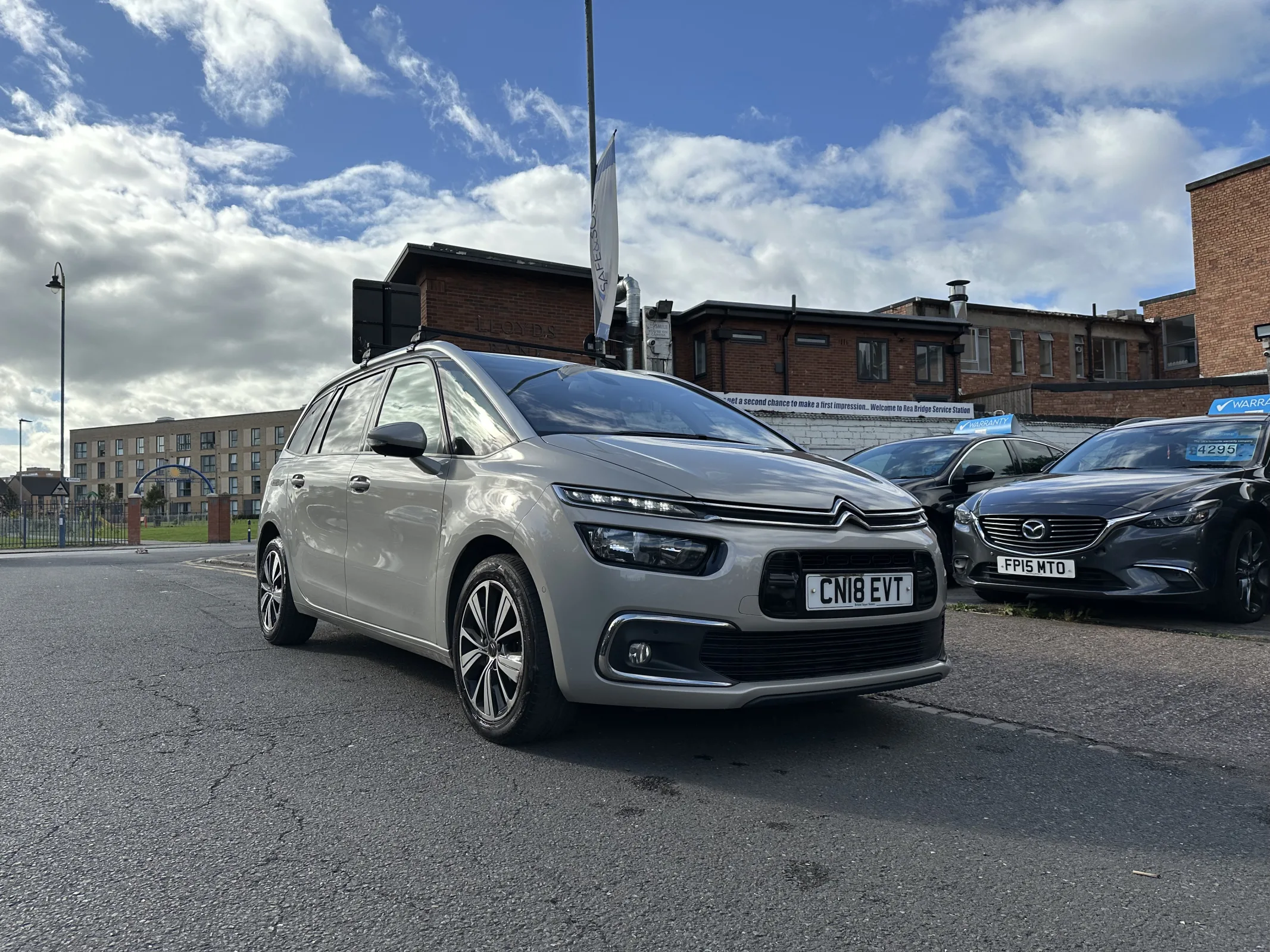 Citroen Grand C4 Picasso 1.6 BlueHDi Flair — image 25