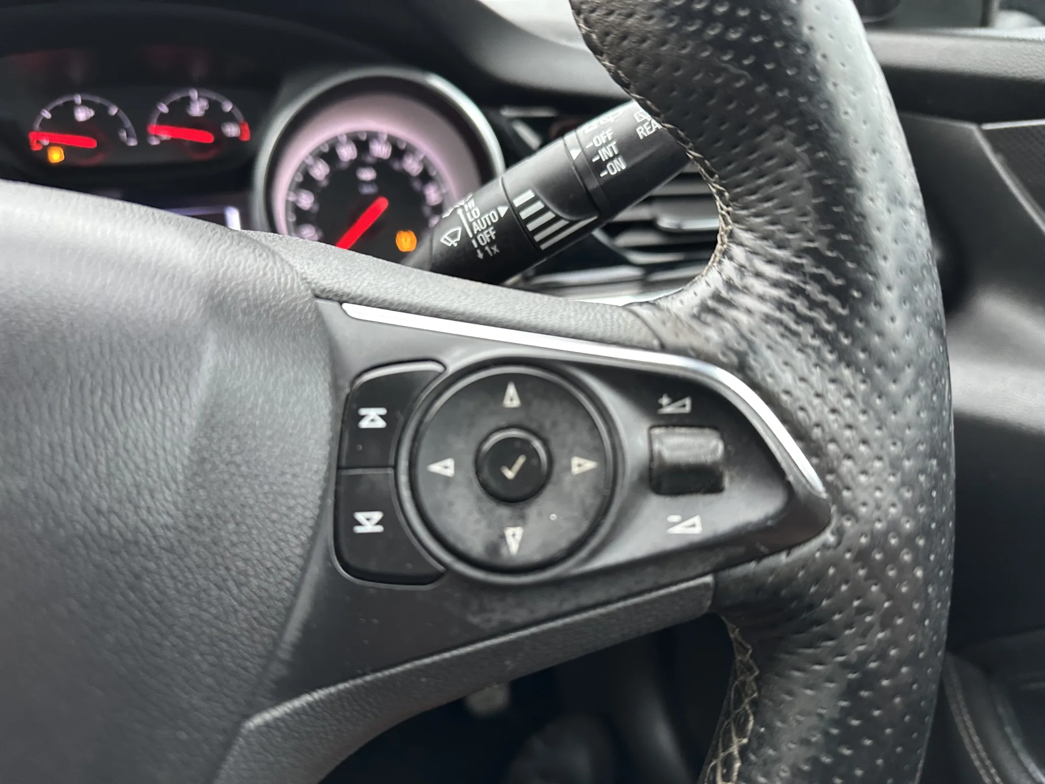 2017 Vauxhall Insignia 1.5 turbo Sri vx line grand sport — image 25