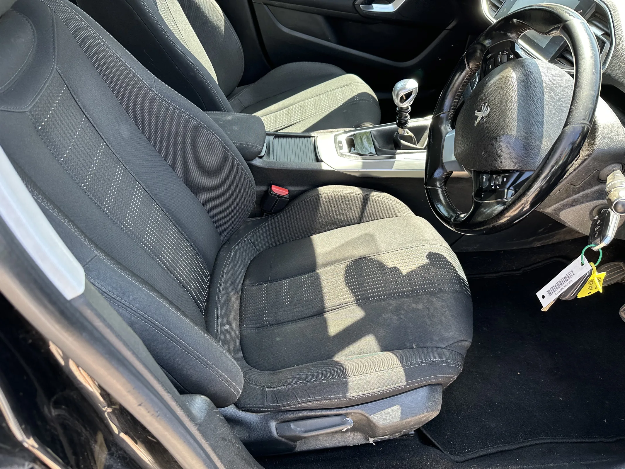 Peugeot 308 SW 1.6 Hdi Allure — image 7