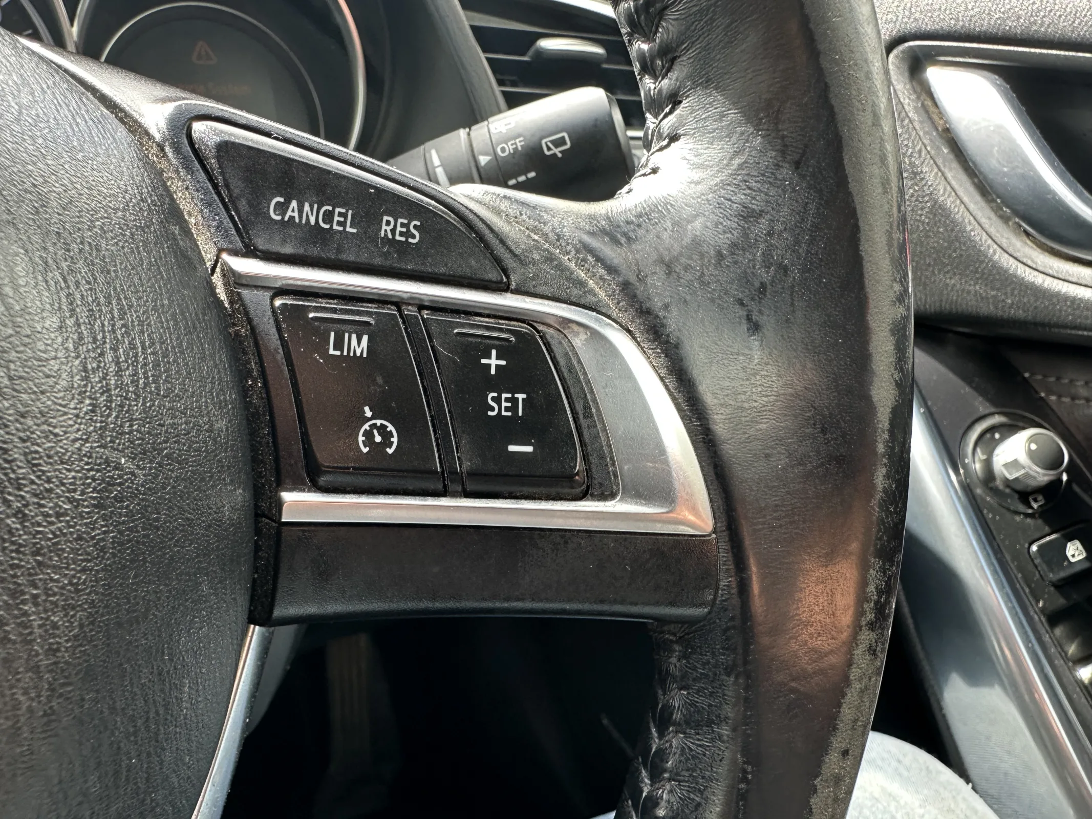 2016 Mazda Mazda6 2.2 SKYACTIV-D Sport Nav Tourer Euro 6 (s/s) 5dr — image 23
