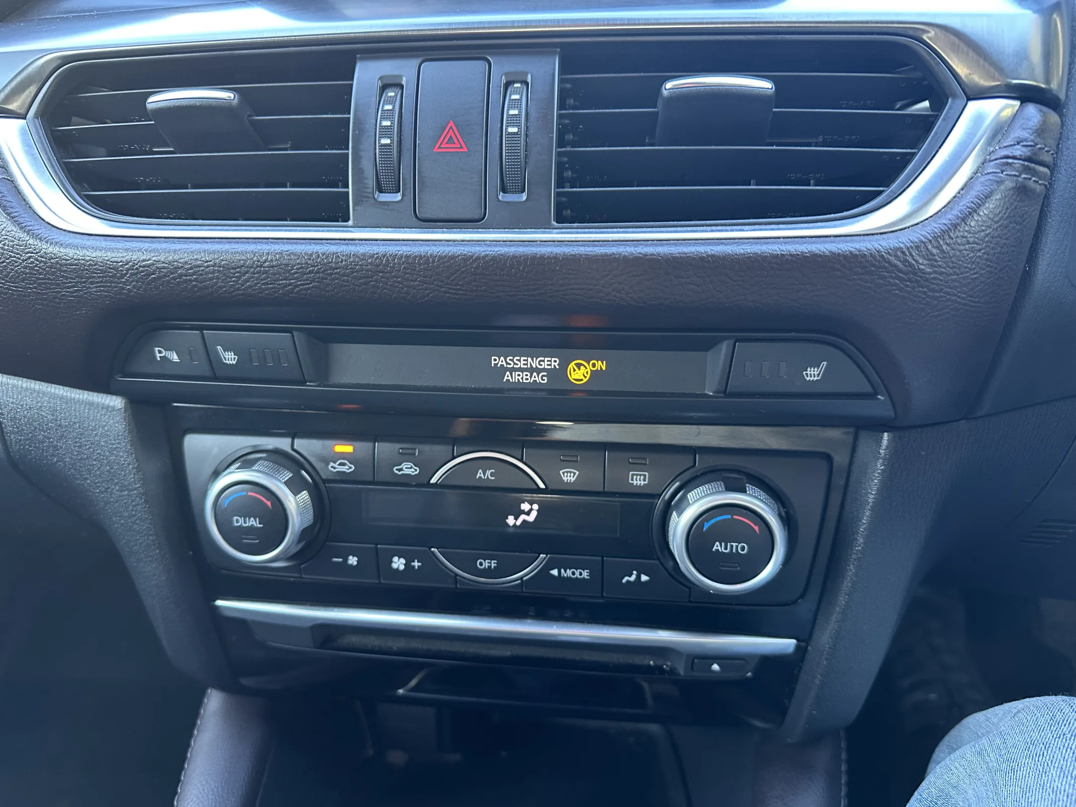 Mazda 6 2.2 SKYACTIV-D Sport Nav Tourer — image 19
