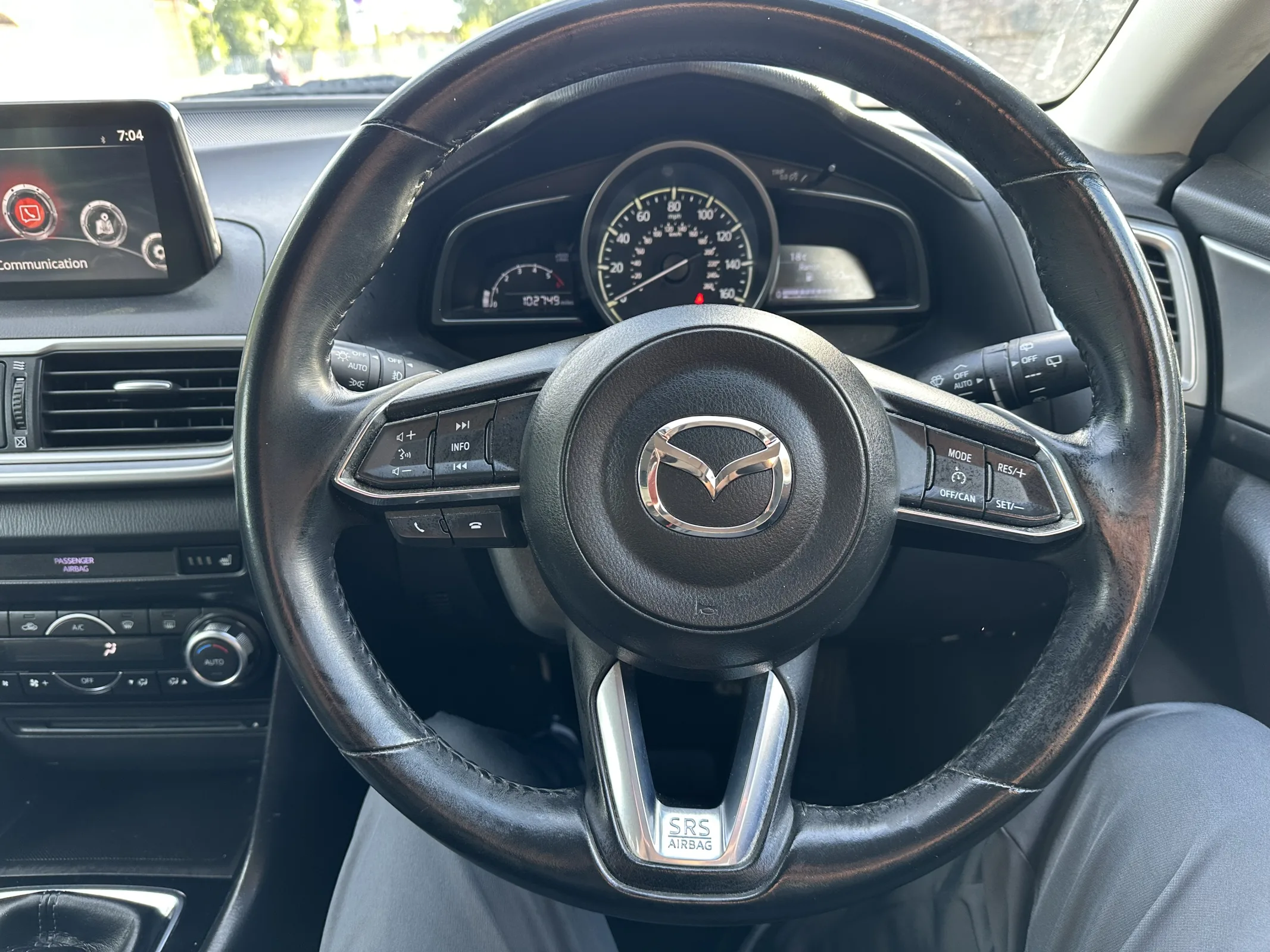 2017 Mazda3 2.2 Skyactiv-d se nav — image 14