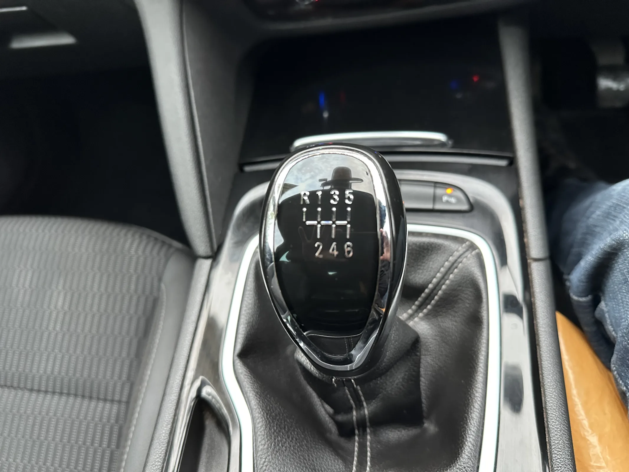 2017 Vauxhall Insignia 1.5 turbo Sri vx line grand sport — image 22