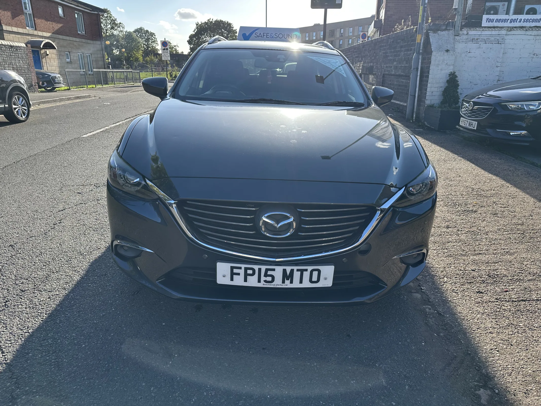 Mazda 6 2.2 SKYACTIV-D Sport Nav Tourer — image 3