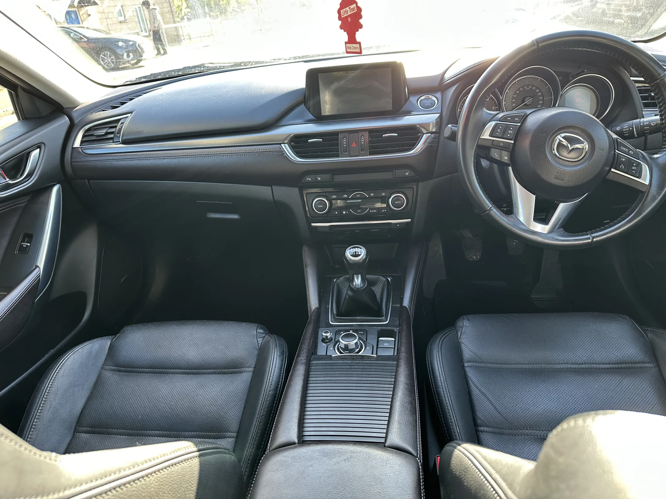 Mazda 6 2.2 SKYACTIV-D Sport Nav Tourer — image 10