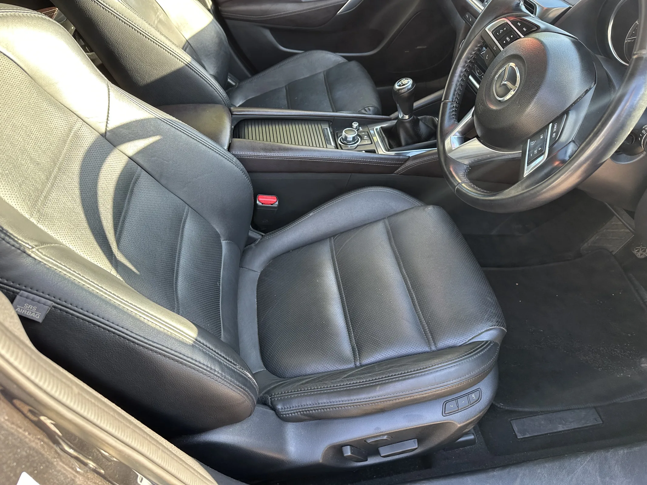 Mazda 6 2.2 SKYACTIV-D Sport Nav Tourer — image 12
